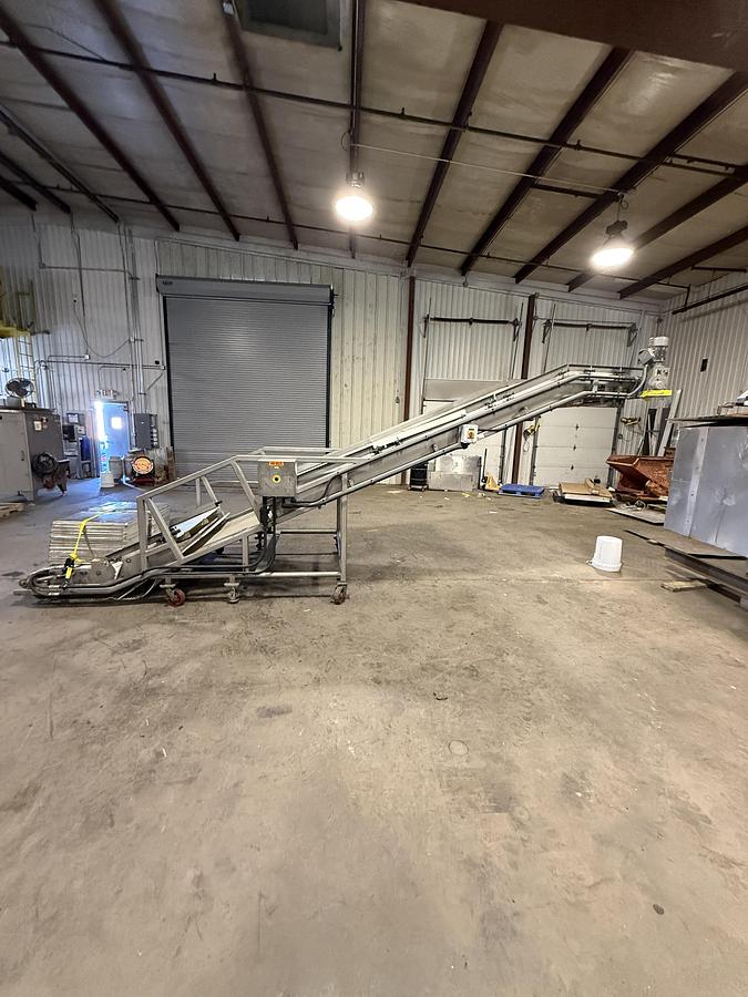 Used FOOD PROCESS AUTOMATION 50IN WIDE BELT INCLINE CONVEYOR WITH LOMA METAL DETECTOR