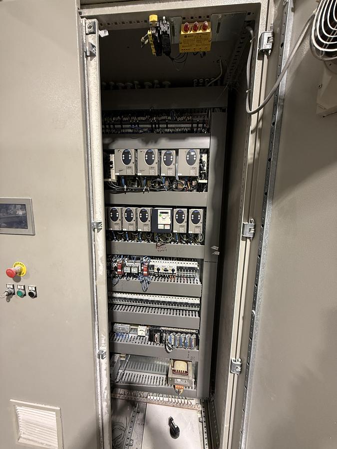 Used TRIVI  DOUGH LAMINATING WITH MARGARINE / BUTTER APPLICATION