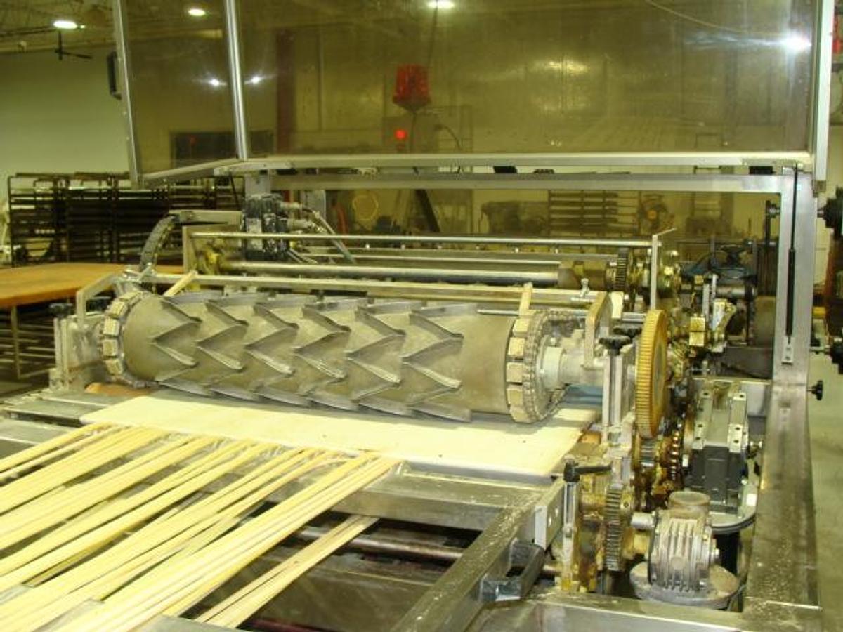 Used TRIVI CROISSANT LINE