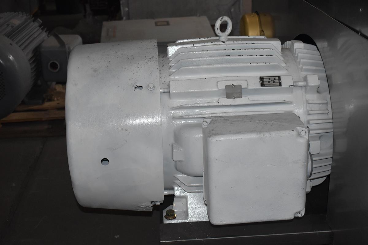 Used SHAFFER 8SS SINGEL ARM MIXER