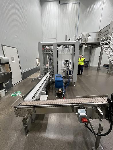 Used CAMA IF316 ROBOTIC CASE FORMER LOADER AND CLOSER