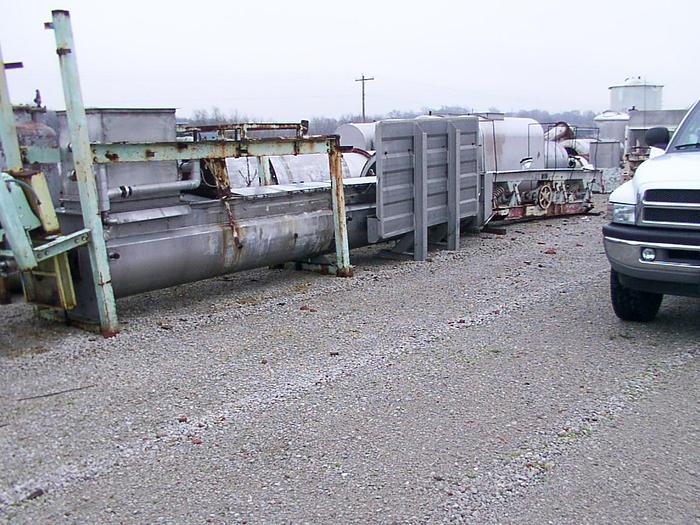 Used Cut & Fold Mixing Conveyor