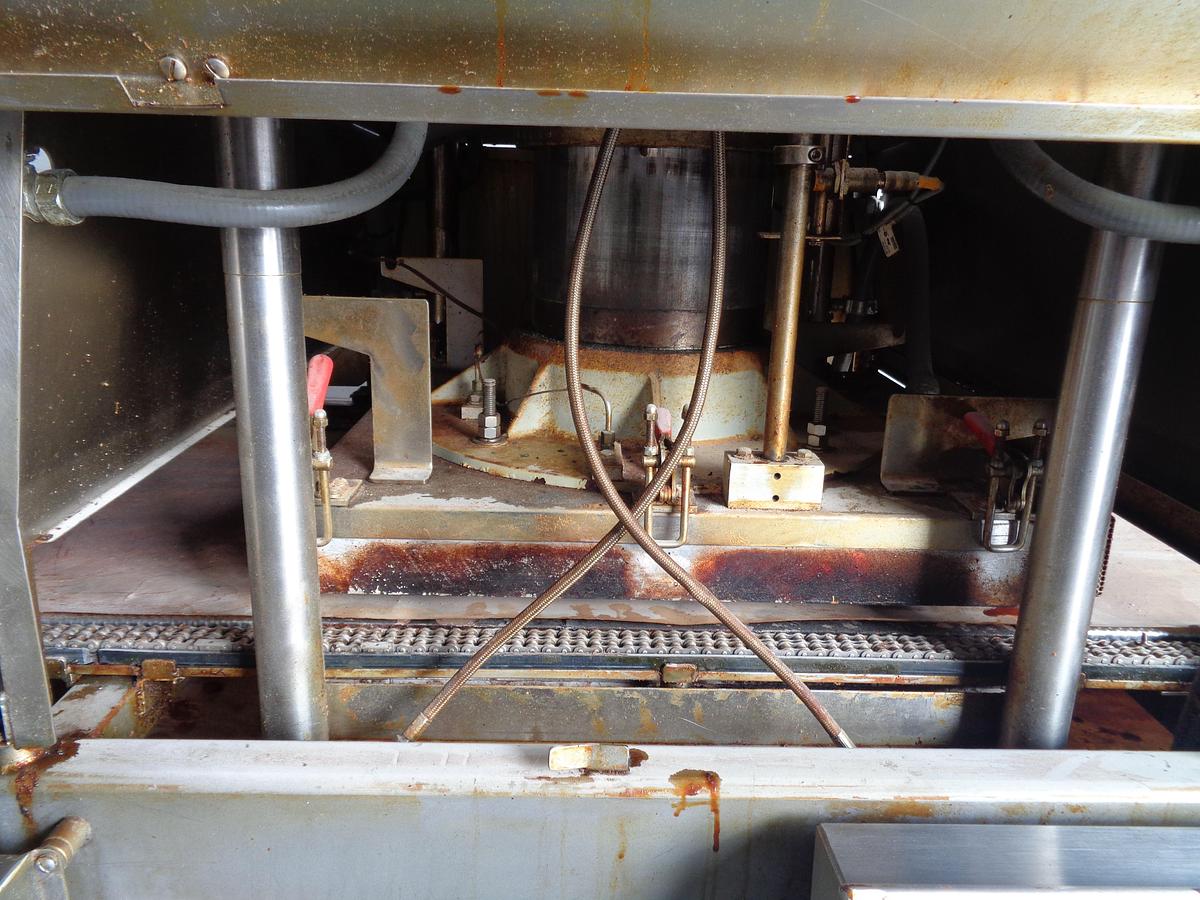 Used AM Mfg 24″ Hot Press, Model: Apache 24