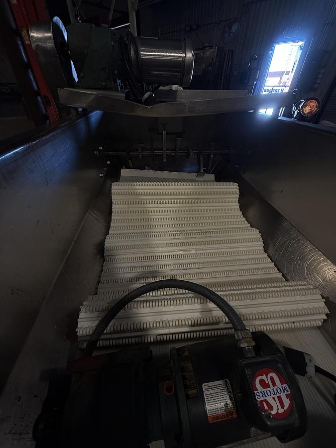 Used KIBBLING TROUGH/CONVEYOR