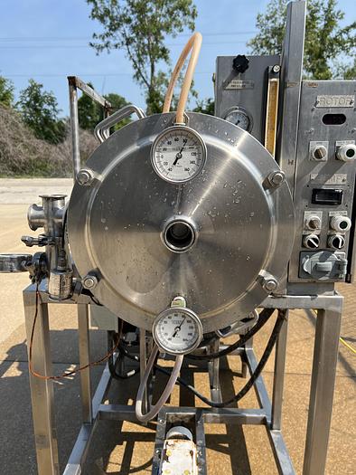 Used E.T OAKS CONTINUOUS MIXERS