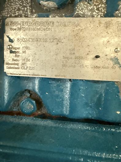 Used LOWE RIBBON BLENDER