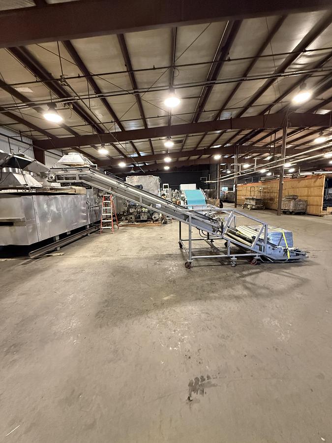 Used FOOD PROCESS AUTOMATION 50IN WIDE BELT INCLINE CONVEYOR WITH LOMA METAL DETECTOR