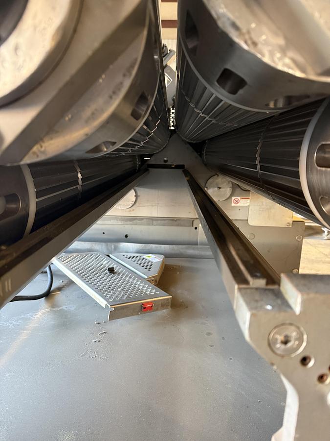 Used BAKER PERKINS 48 INCH WIDE 4 ROLL EXTRUDER