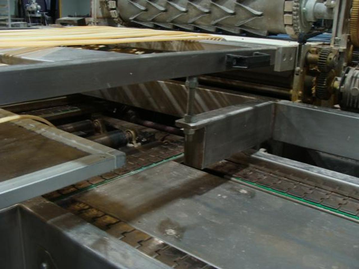 Used TRIVI CROISSANT LINE