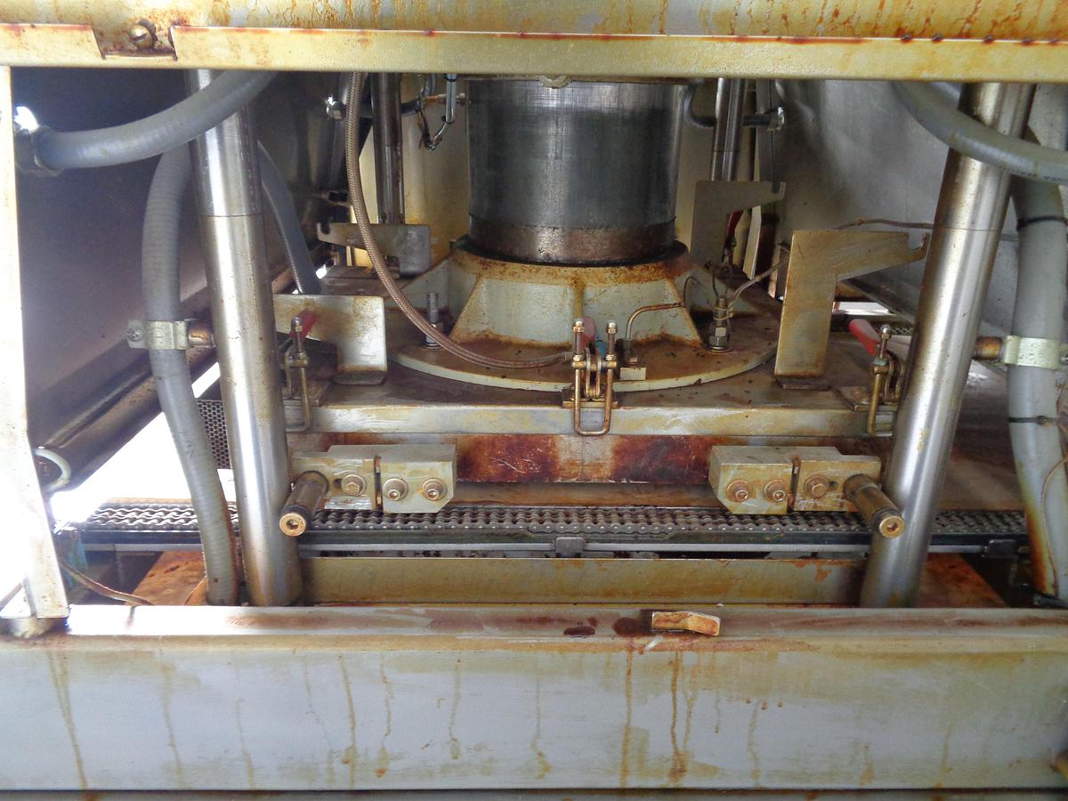 Used AM Mfg 24″ Hot Press, Model: Apache 24