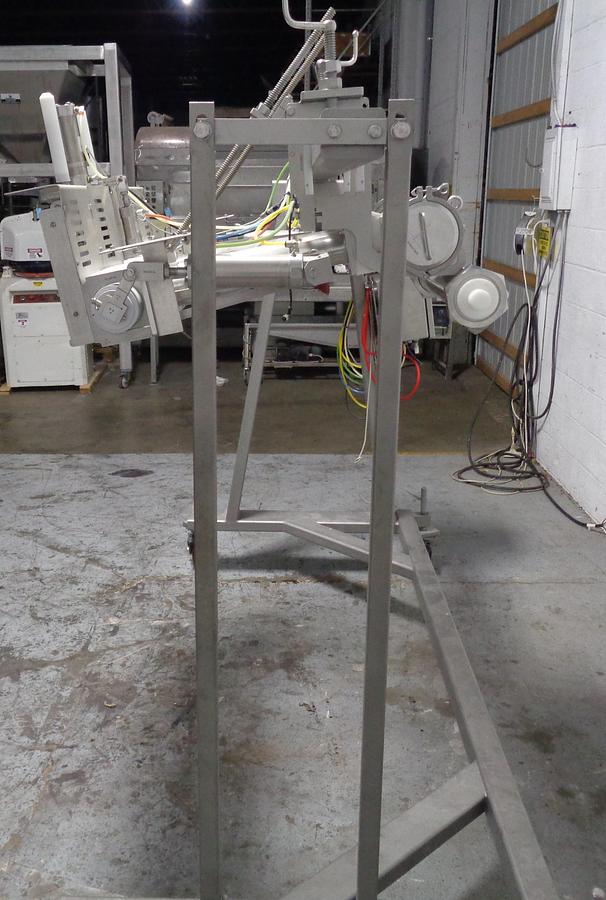 Used Reiser Multi-Lane Hinged Pneumatic Guillotine Cutoff