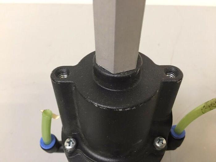 Used Fairchild 10222 Pneumatic Pressure Regulator Max 500 PSIG 35 bar 3500 kPa