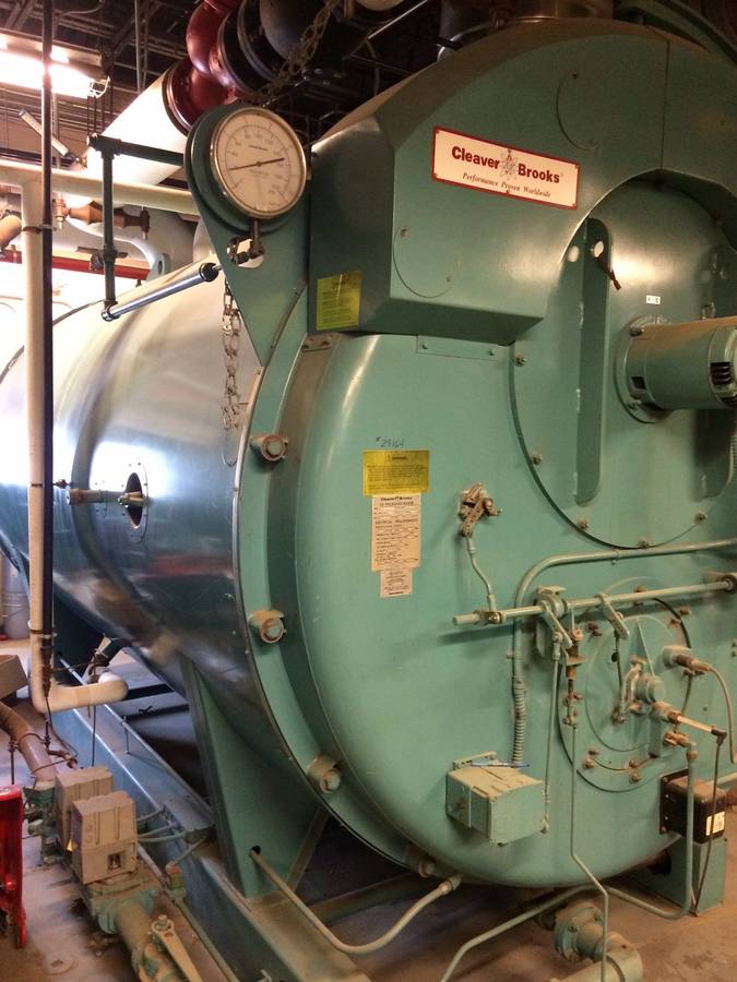 2002 CLEAVER BROOKS PACKAGED BOILERS CBI 700 240 125 CBI 700 240 125 Hot water