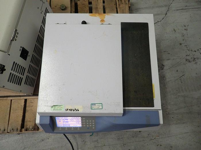 Used Jouan MR 23i Refrigerated Centrifuge with MTM 6.4 Swinging Bucket Rotor