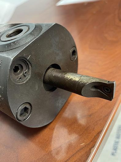 Used USED-DEVLIEG MICROBORE GAH-10-062 ADJUSTABLE BORING HEAD WITH 5/8" BORING BAR