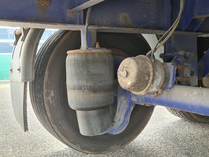 Used 2007 Montracon 3 axle / air suspension / ROR