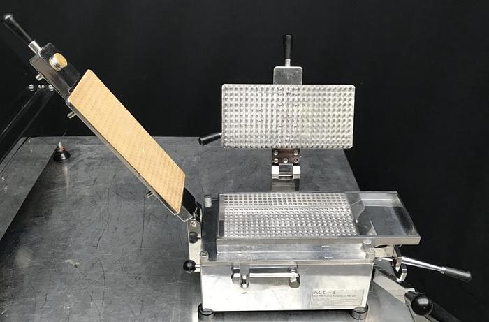 Used G 15723 D - Capsule filler semiautomatic ACG PAM - AL 90 / MF 30