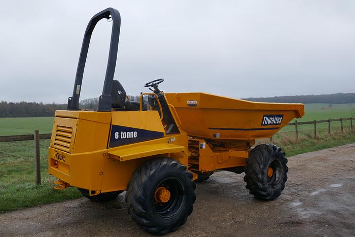 Used 2003 THWAITES 6 TON SWIVEL