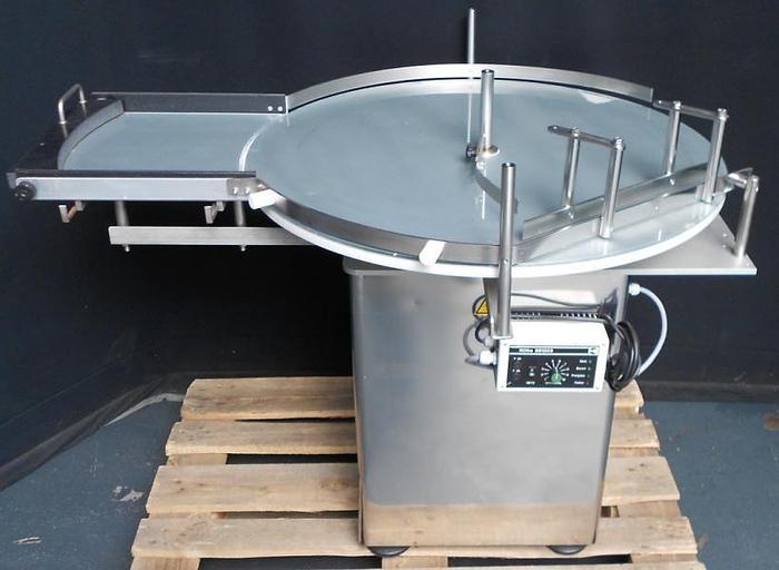 Used Rotary Table 90 cm diameter with Feeder KING KV 900
