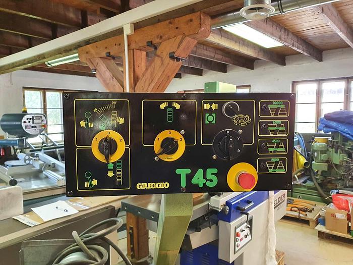 Used 1990 GRIGGIO ITALY swivel spindle milling machine model T45