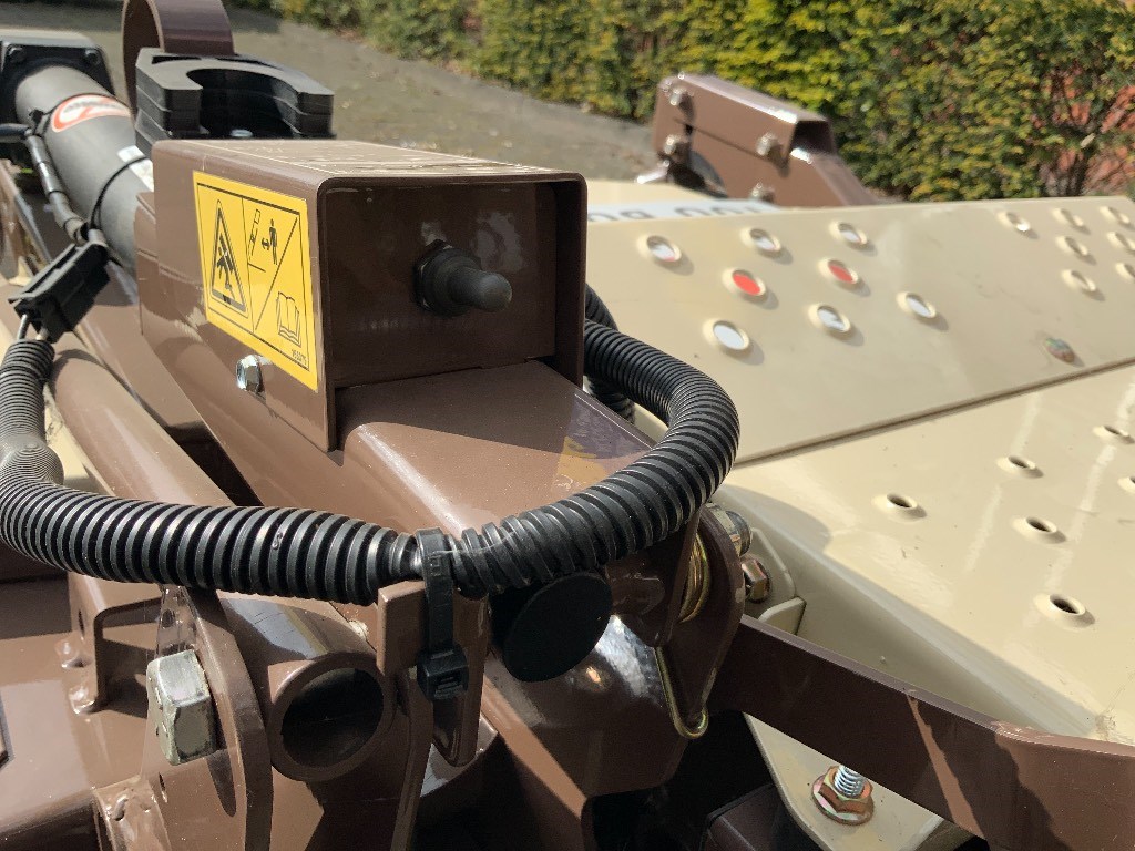 Grasshopper 526V