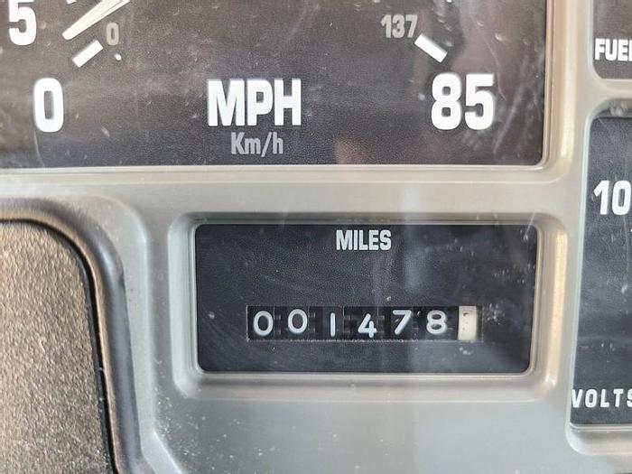 Used 1999 Global 2100LBNR Aircraft Deicer (2,100 gallon tank cap) on Navistar 4700 Chassis