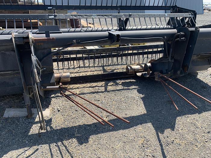 Used 1998 Macdon 942 14’ Multi-crop head