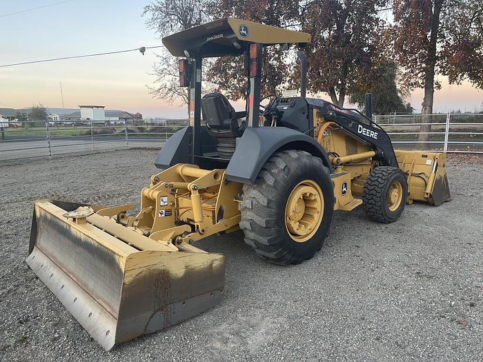 Used John Deere 210LJ
