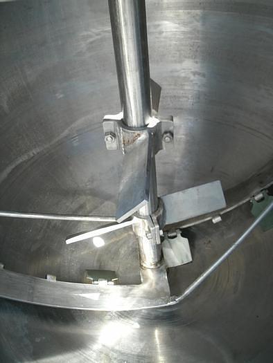 Used 200 GALLON LEE AGITATED KETTLE - S/S - 90 PSI JACKET
