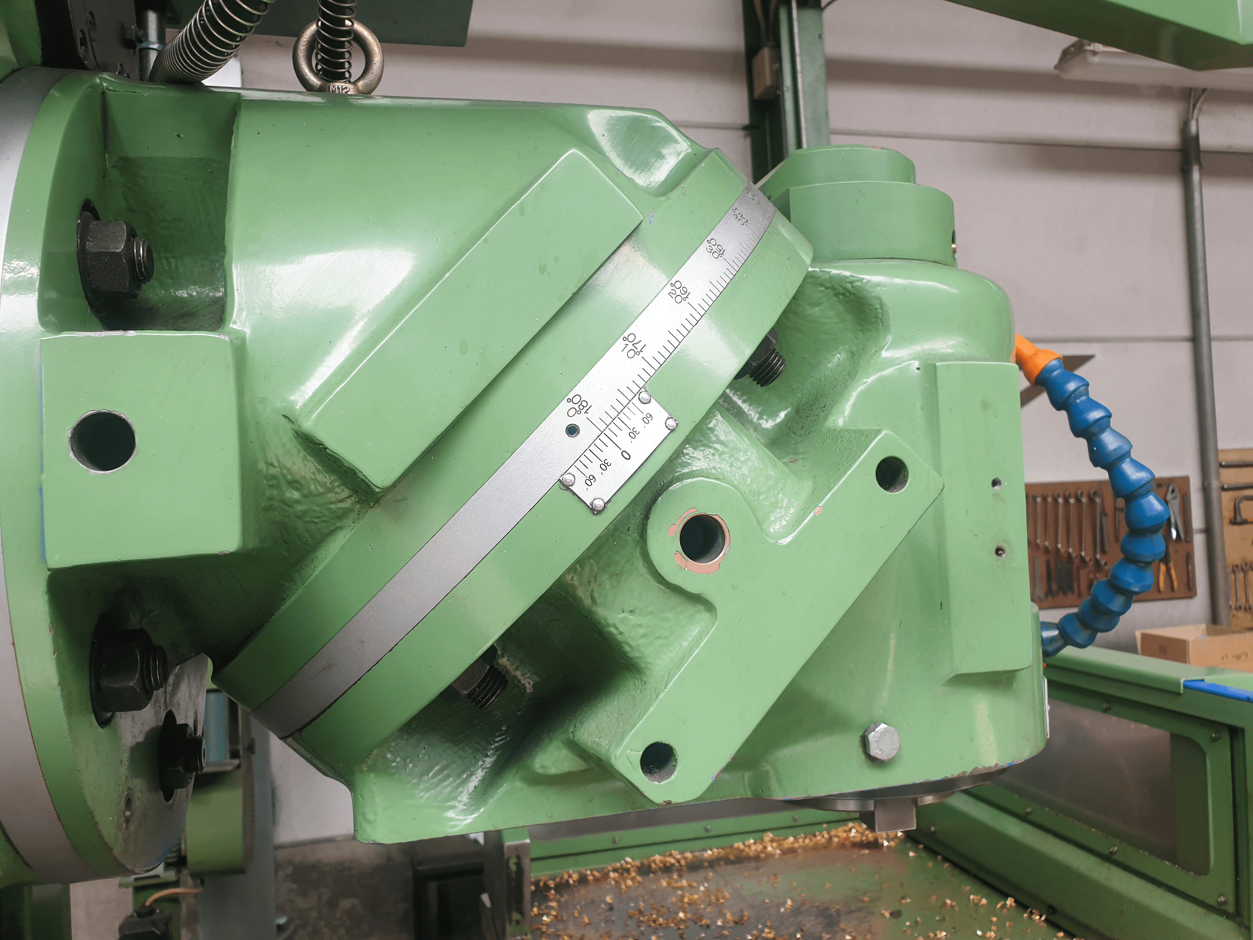 Used Kiheung KMB-U3 - Milling Machine - 1999