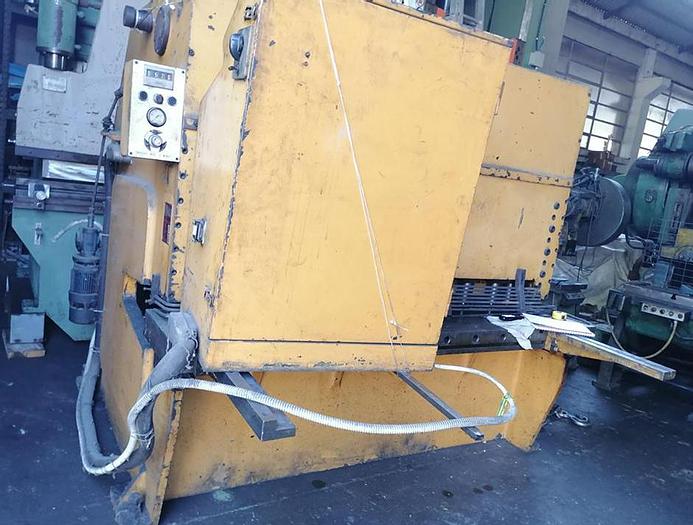 Usato CESOIA MINALI 2000X8/10 IDRAULICA