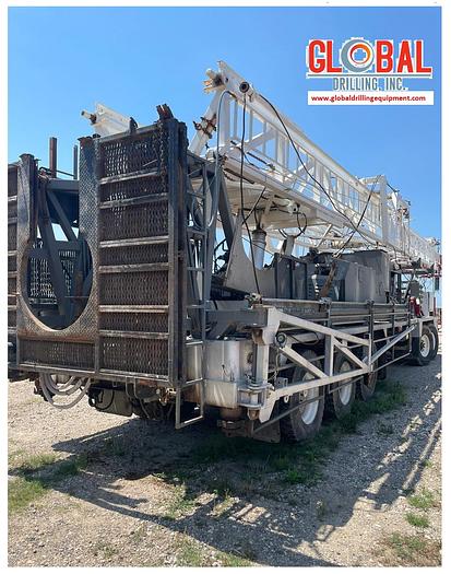 Used 2001 Crown WTD-350 Workover / Well Service Rig