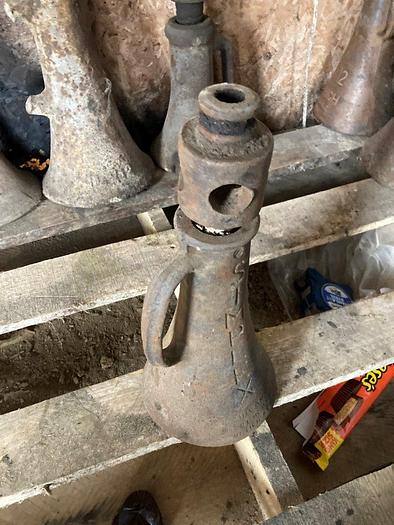 Used Simplex (Chicago) Screw Jack with Handle
