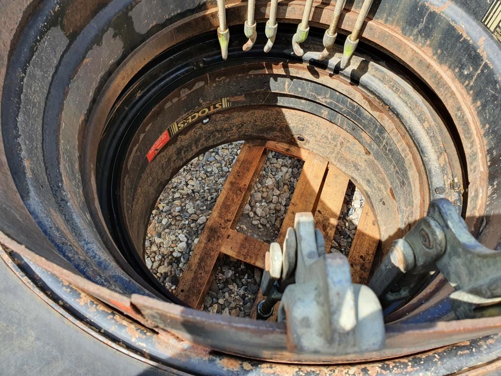 Used Stocks Dual Wheels and Tyres