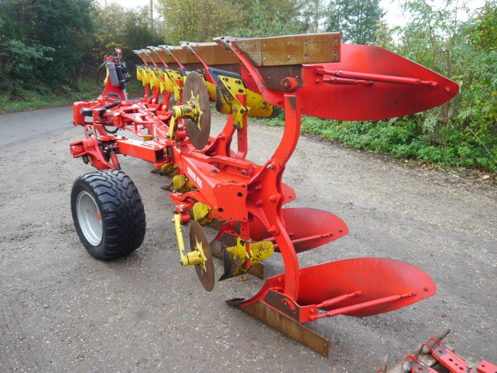 Used Pottinger Servo 45S Plough