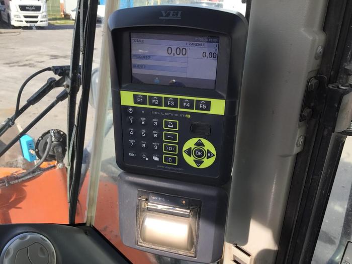 Used 2014 DOOSAN DL 350-3