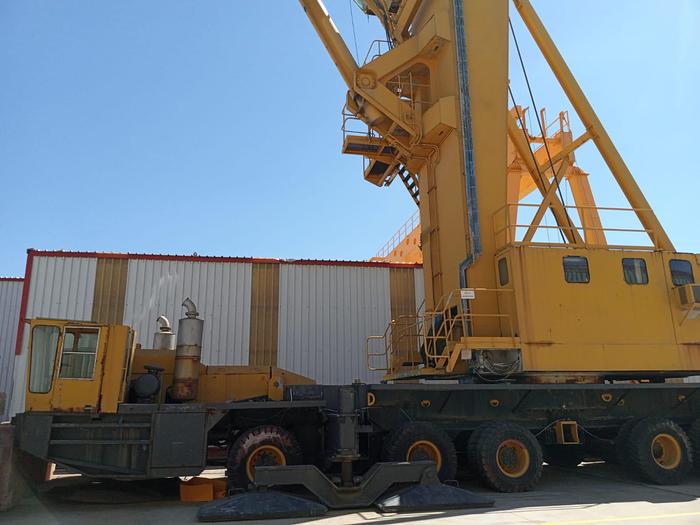 Used Gottwald Harbour Crane ModelHMK 260-69 40 tonne Capacity 1995