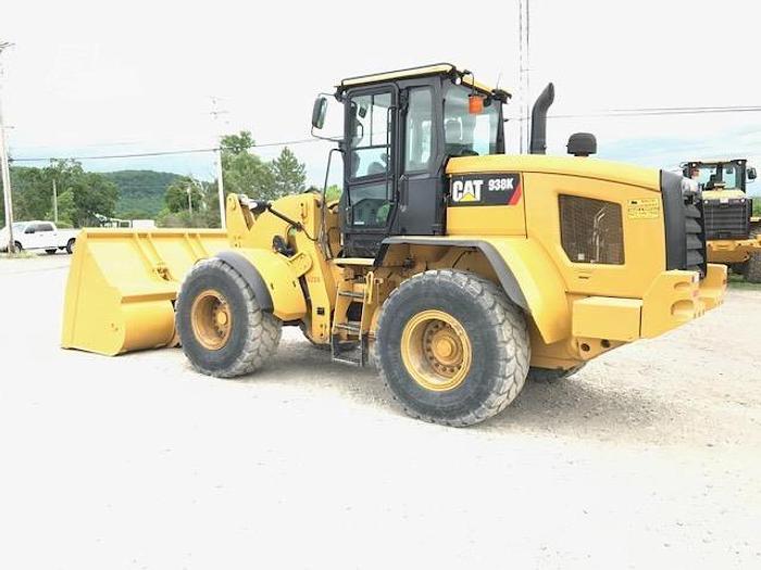 Used 2014 CATERPILLAR 938K