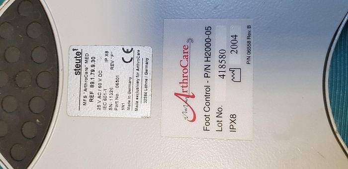 Gebraucht Arthrocare System 2000 Arthroskopisches Elektrochirurgisches System mit Fußschalter