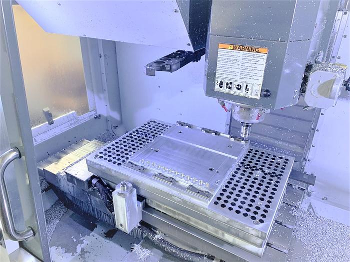 Used 2015 Haas VF2SS YT with 2 Pallet Midaco Pallet Changer