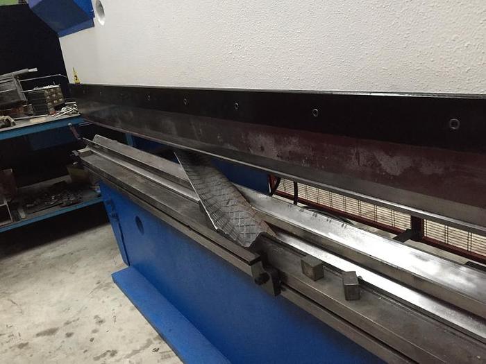 Usato PIEGATRICE GATTI IDRAULICA  3000 X 100