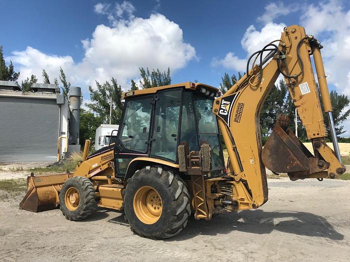 Used 2003 CATERPILLAR 420D