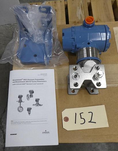 Used ROSEMOUNT 3051CG1A02A1AH2B1M5 PRESSURE TRANSMITTERS (EIGHT AVAILABLE)