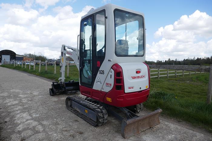 Used 2015 TAKEUCHI TB216
