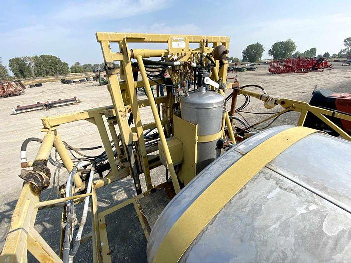 Used Ag Chem Rogator 854 Sprayer