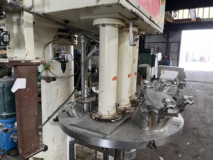 Used 100 GALLON ROSS TRIPLE MOTION MIXER - MODEL PVM-100 - S/S - VACUUM - 2 MIX CANS - WITH DISCHARGE RAM