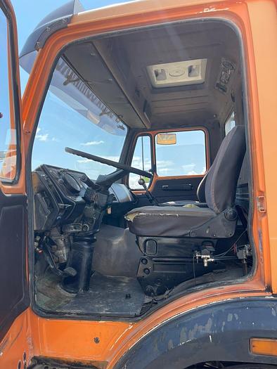 Gebruikt 1989 MERCEDES SK 3335 8X4 KIPPER