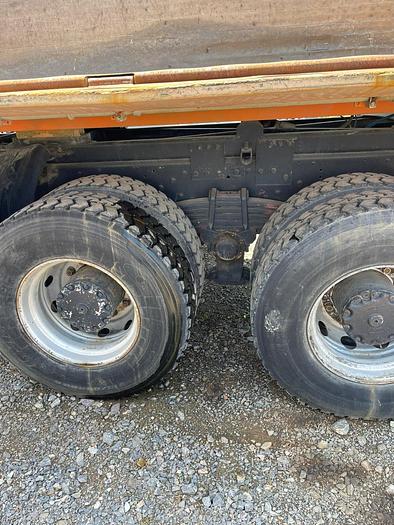 Gebruikt 1989 MERCEDES SK 3335 8X4 KIPPER