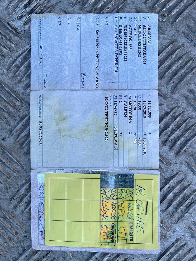 Used 1999 Mercedes-Benz 1853, V8 , 3 peadls, EPS