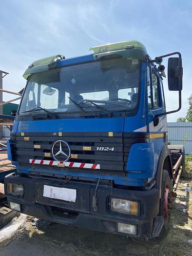 Gebruikt 1995 Mercedes Benz 1824 4x2 full spring